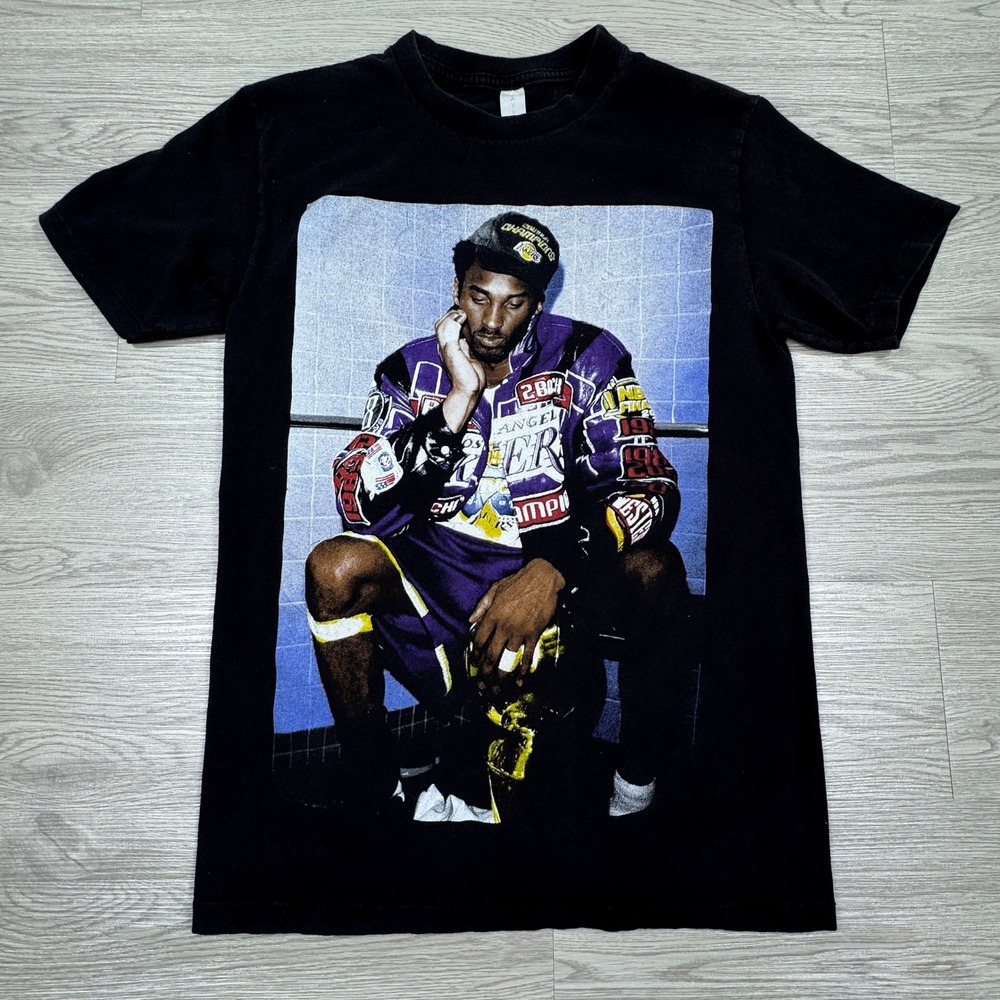 Player Tees Mens T Shirt Kobe Bryant Locker Room Graphic Black Small Heavyweight